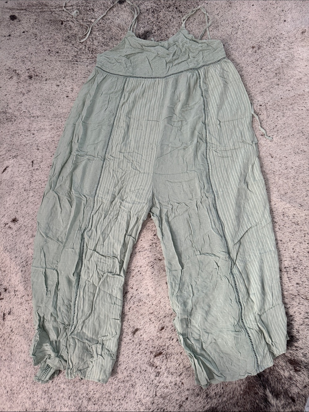 Women’s Light Sage Wide-Leg Jumpsuit